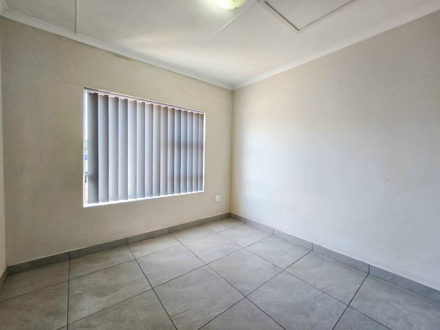 2 Bedroom Property for Sale in Stilbaai Wes Western Cape